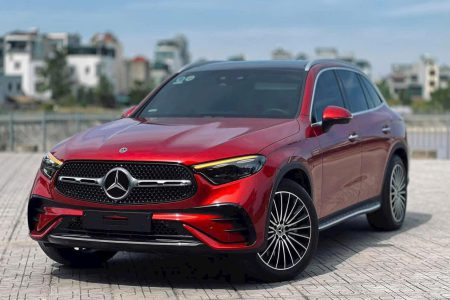 Mercedes-Benz GLC 300 4MATIC Màu Đỏ Hyacinth