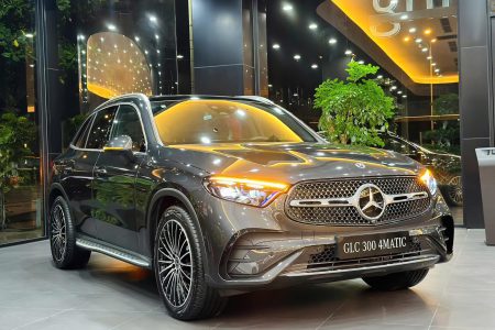 Mercedes-Benz GLC 300 4MATIC Màu Xám Graphite